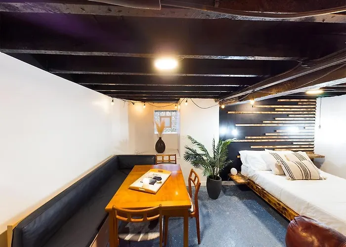 Chi-town Ultimate Hideout 1-2-3 *