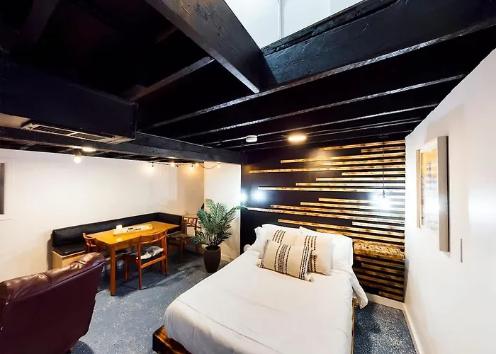 Chi-town Ultimate Hideout 1-2-3